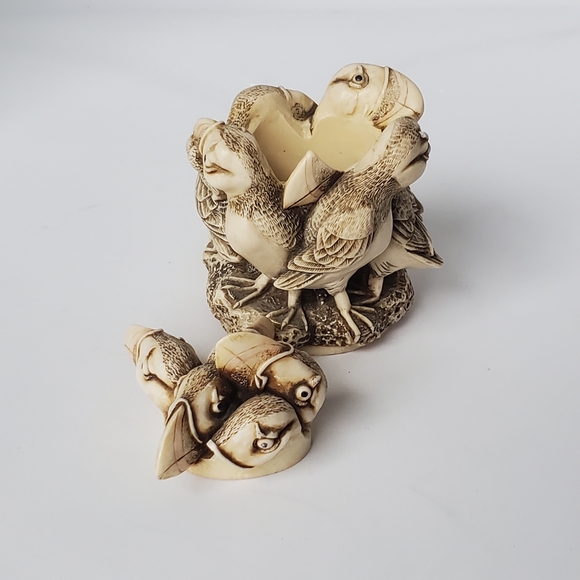 Harmony Kingdom Puffin Trinket Box Figurine In Fine Feather Made In England - Picture 10 of 13